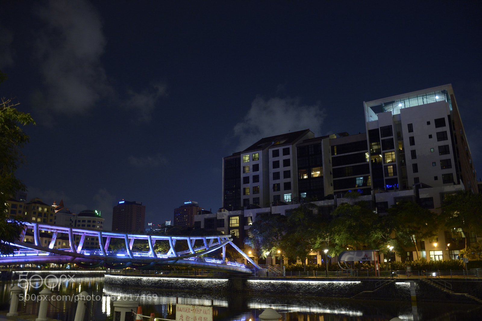 Nikon D5200 sample photo. Light at night photography