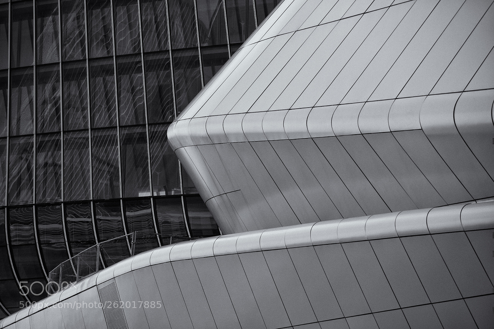 Canon EOS 5D Mark IV sample photo. Milano city life 4 photography