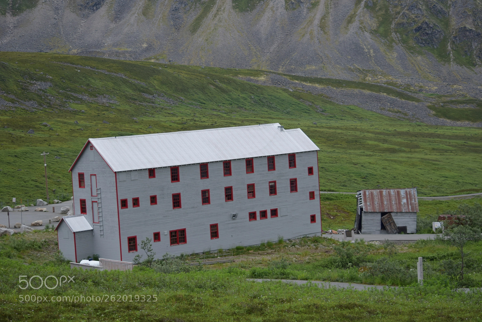 Nikon AF-S DX Nikkor 55-300mm F4.5-5.6G ED VR sample photo. Independence mine alaska, usa photography