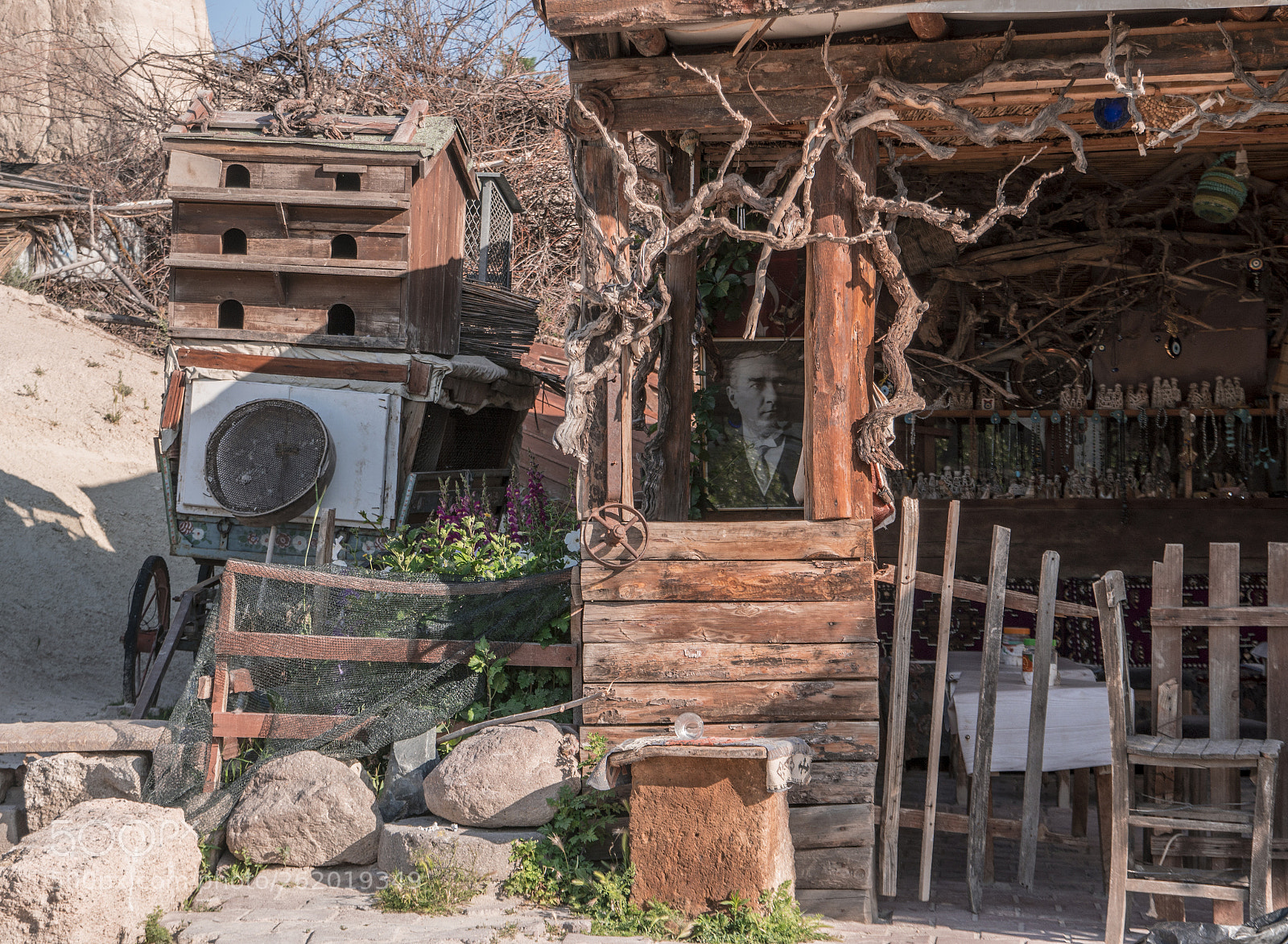 Sony a6300 sample photo. Unique cafe located in photography