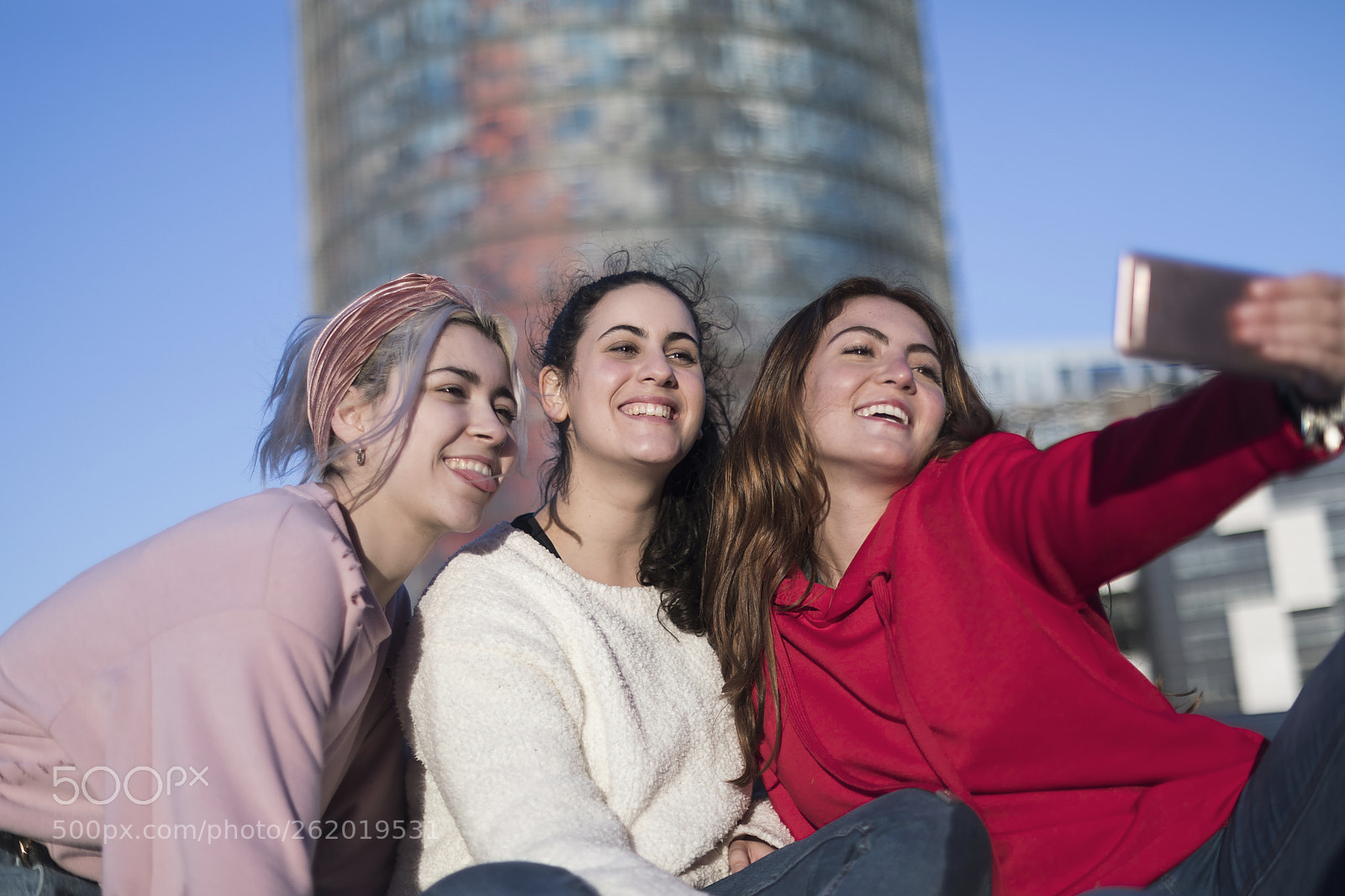 Canon EOS 5D Mark IV sample photo. Three happy best girlfriends photography