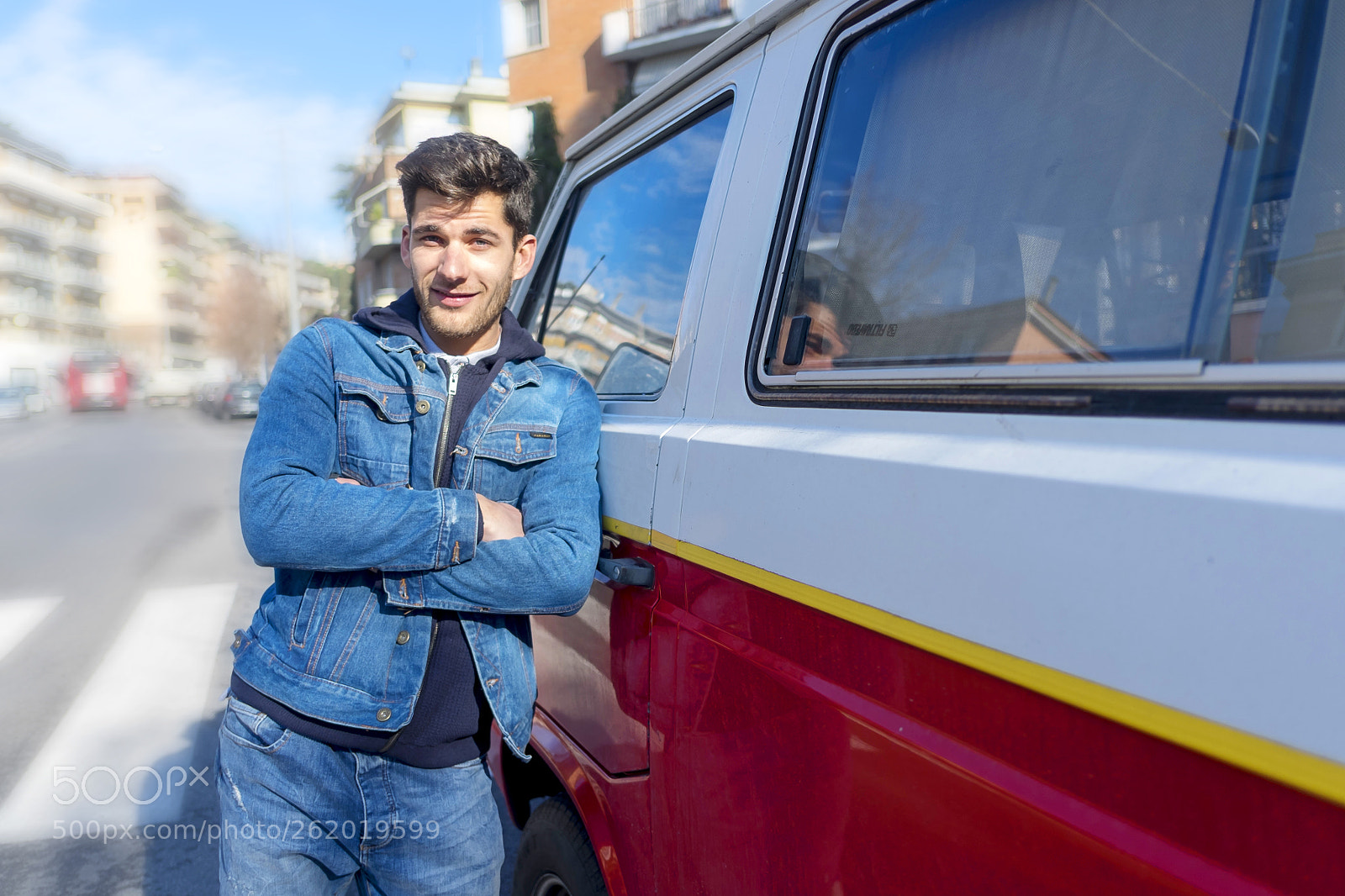 Fujifilm X-T1 sample photo. Happy young man leaning photography
