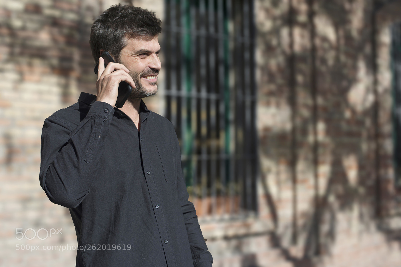 Canon EOS 5D Mark IV sample photo. Young urban businessman on photography