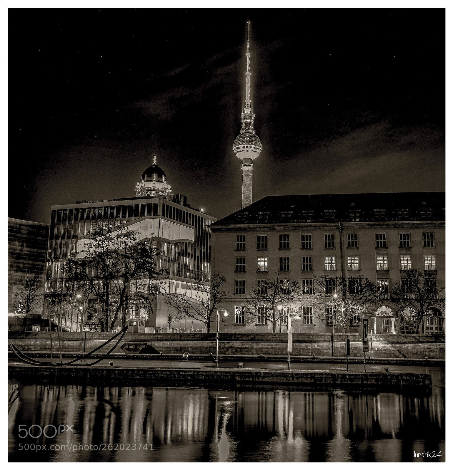 Nikon D7200 sample photo. Fernsehturm  photography