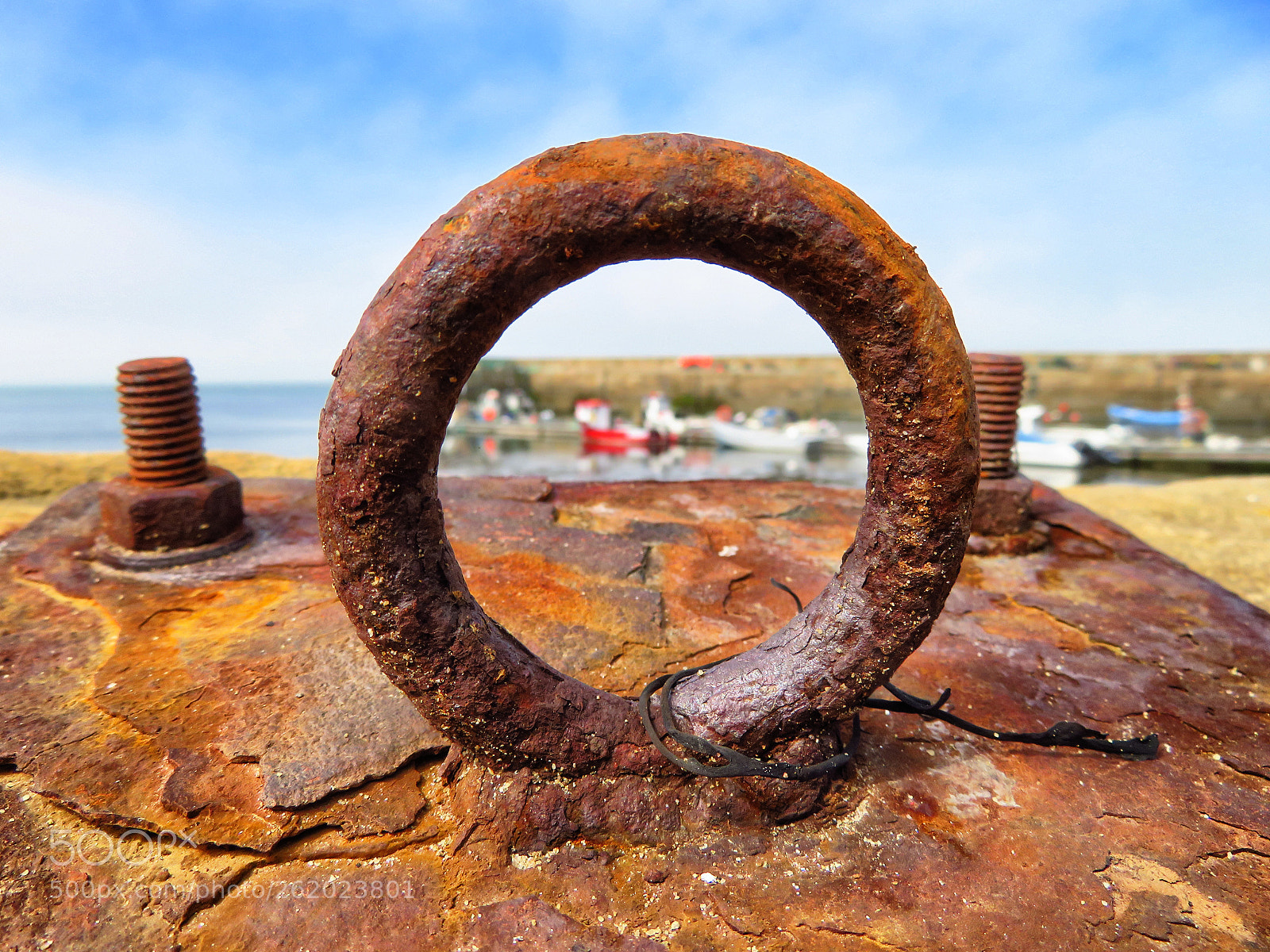 Canon PowerShot SX720 HS sample photo. Rusty items. photography