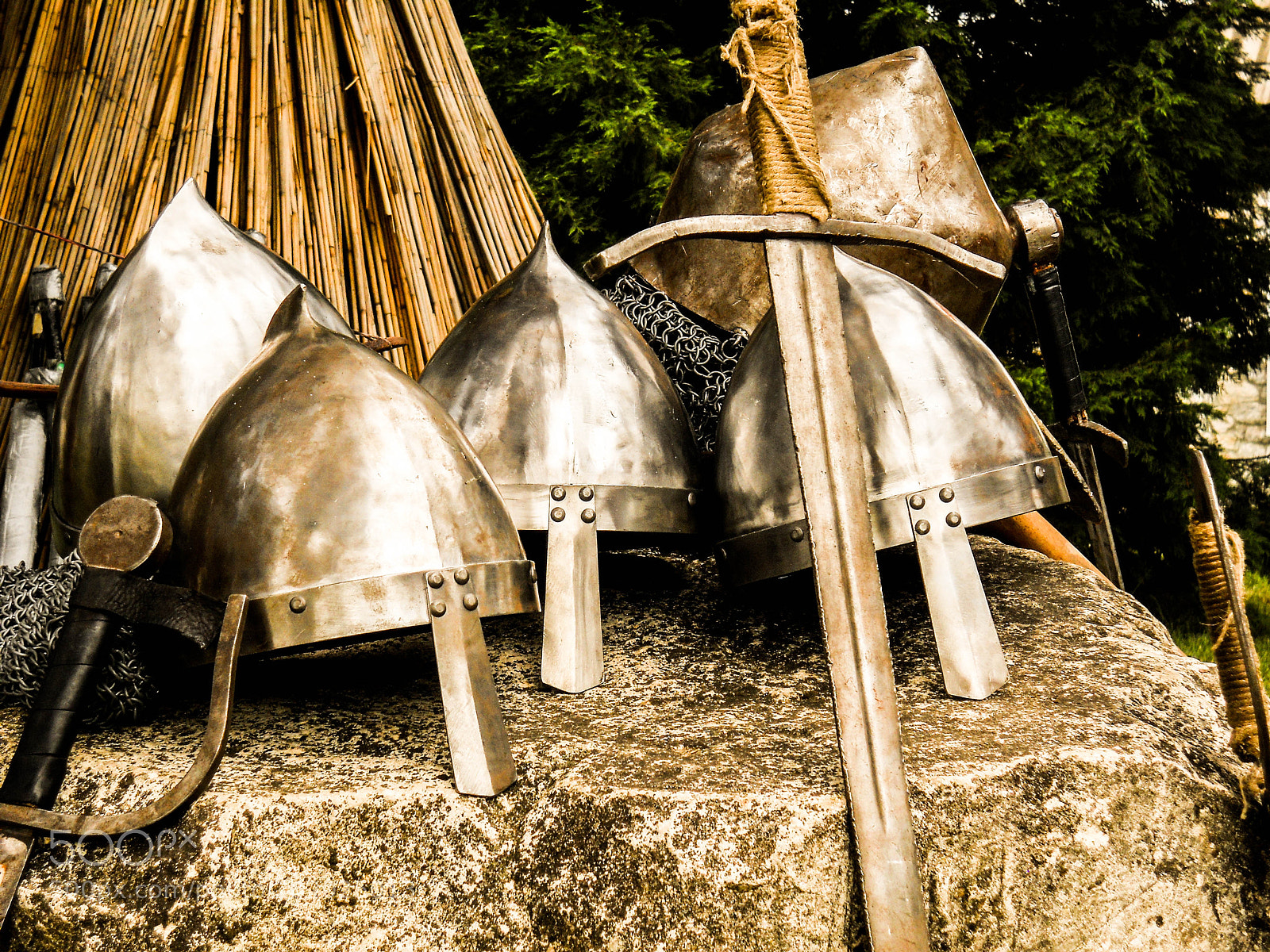 Nikon Coolpix L22 sample photo. Medieval helmet photography