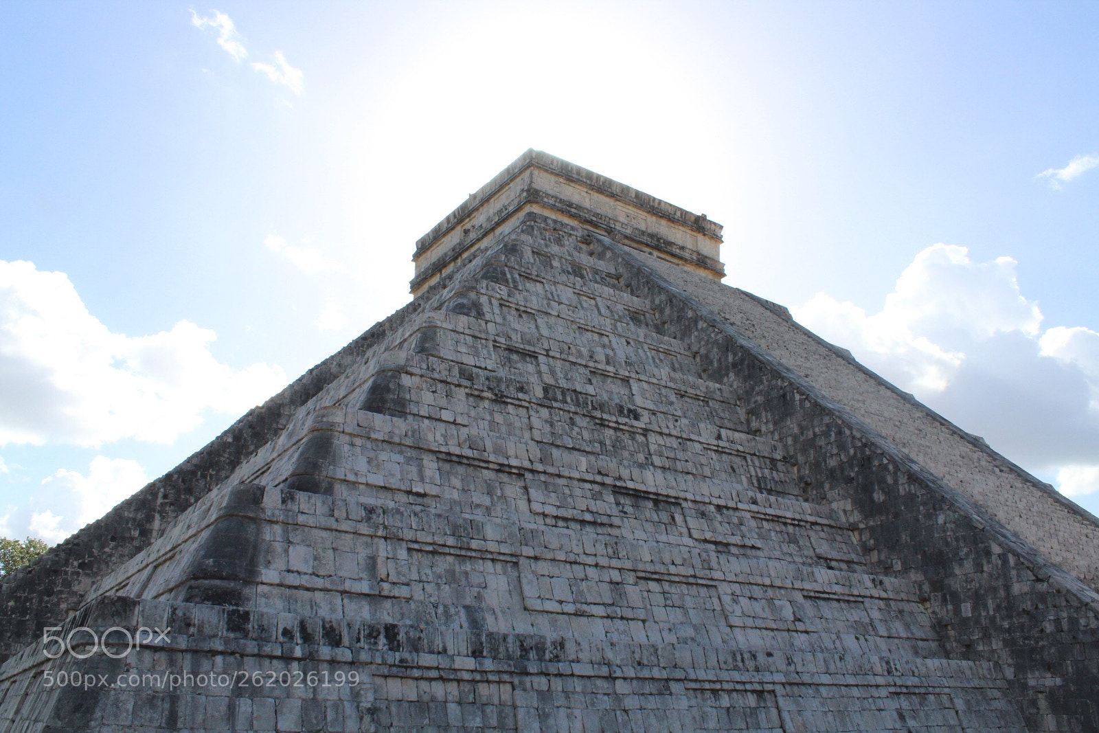 Canon EOS 1300D (EOS Rebel T6 / EOS Kiss X80) sample photo. Chichen itza sun  photography
