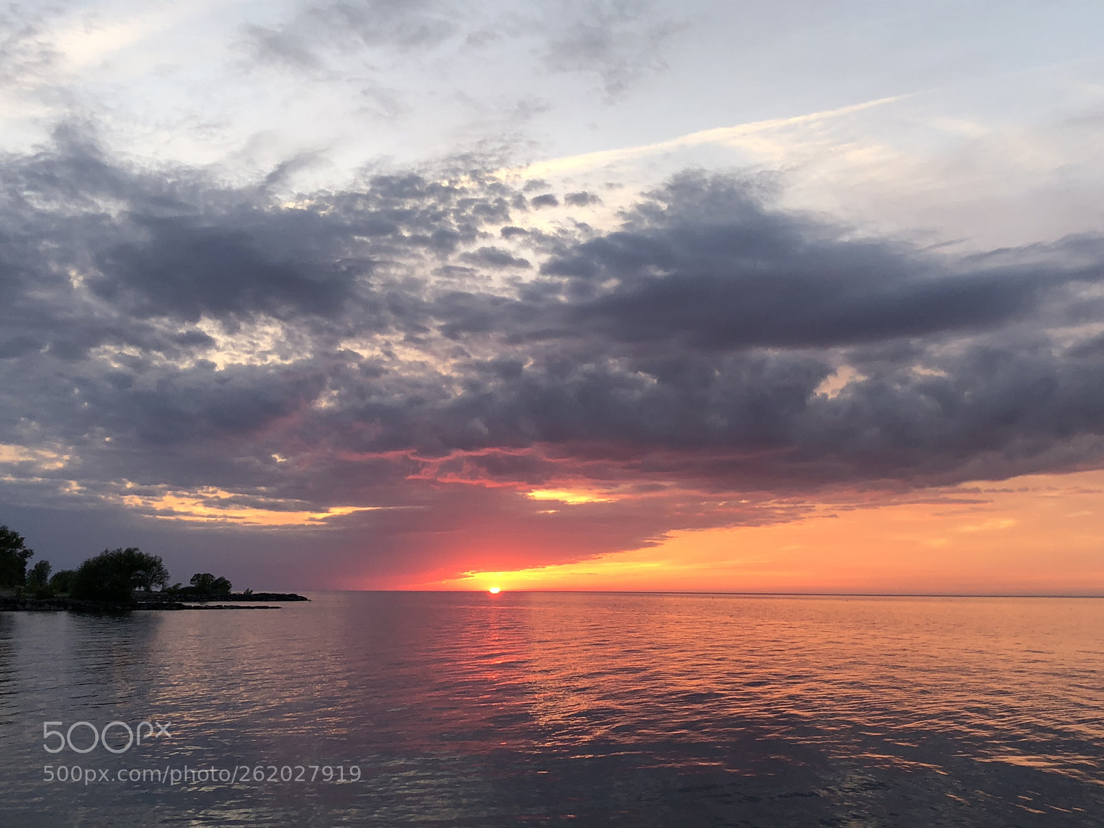 Apple iPhone 8 sample photo. Lake ontario sunset photography