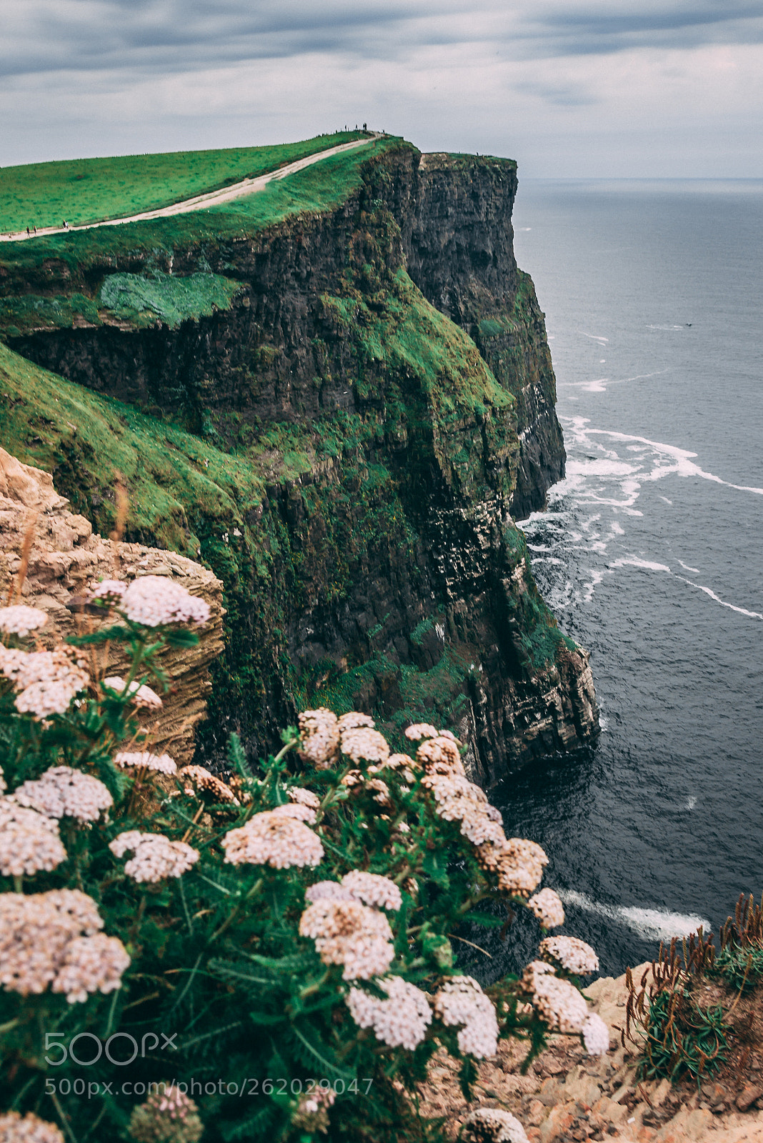 Canon EOS 600D (Rebel EOS T3i / EOS Kiss X5) sample photo. Cliffs of moher, ireland photography