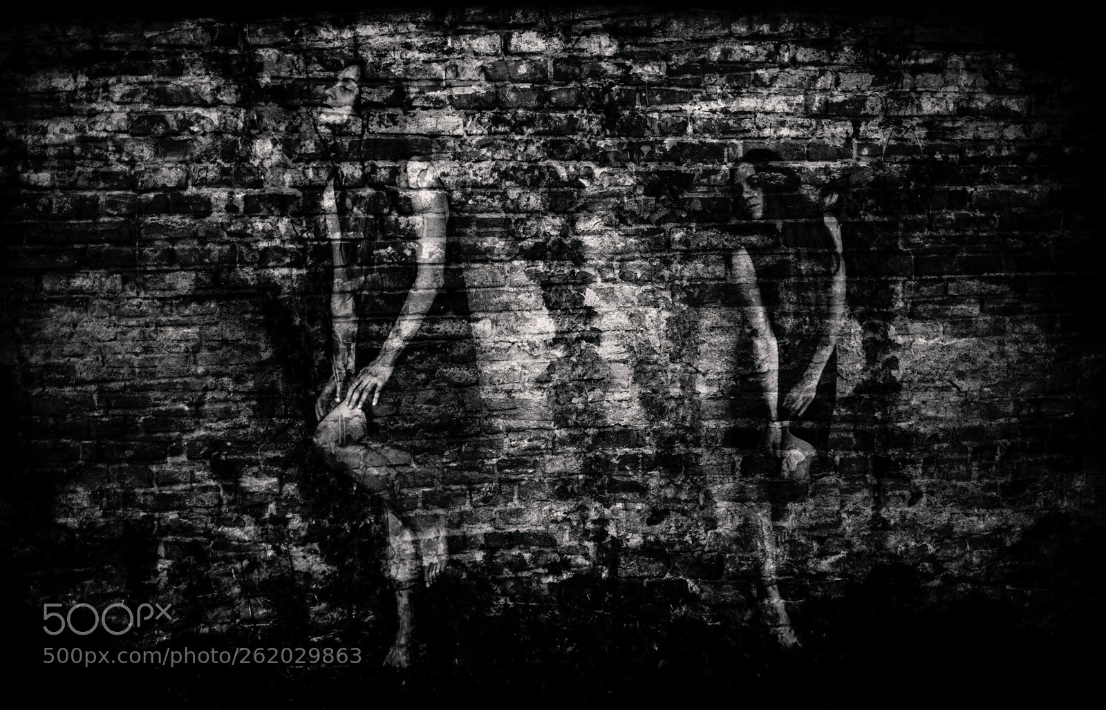 Canon EOS 6D Mark II sample photo. Annas on the wall photography