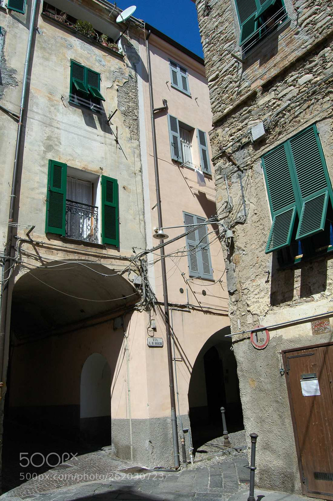 Nikon D70 sample photo. Taggia im via g.b photography