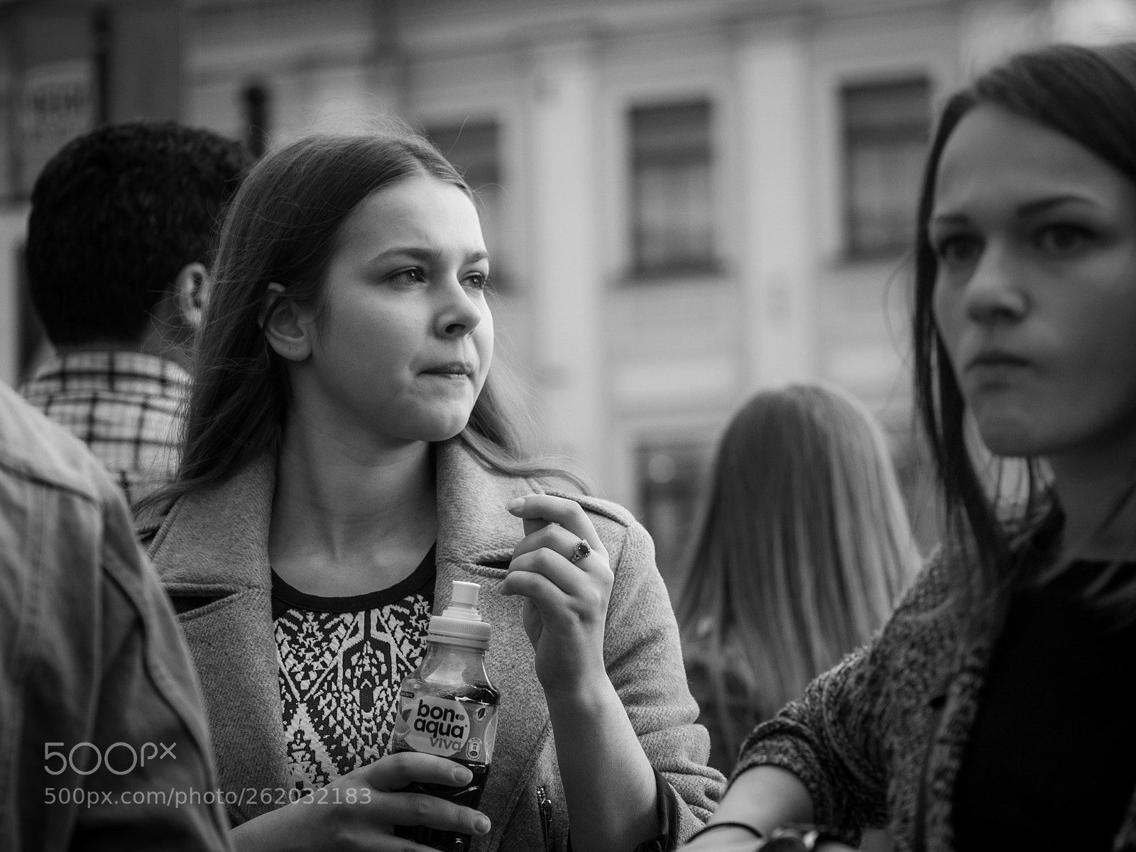 Olympus OM-D E-M1 sample photo. Faces on the street photography