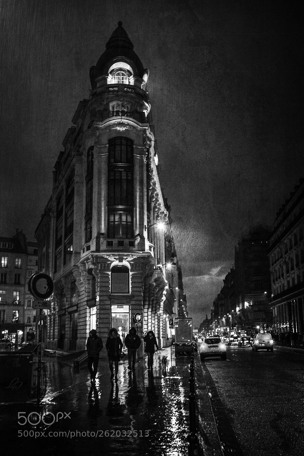 Canon EOS-1D Mark IV sample photo. "flatiron" in paris photography