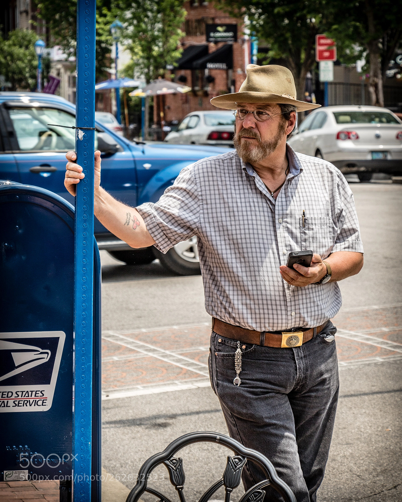 Canon EOS 7D Mark II sample photo. The hat makes the photography