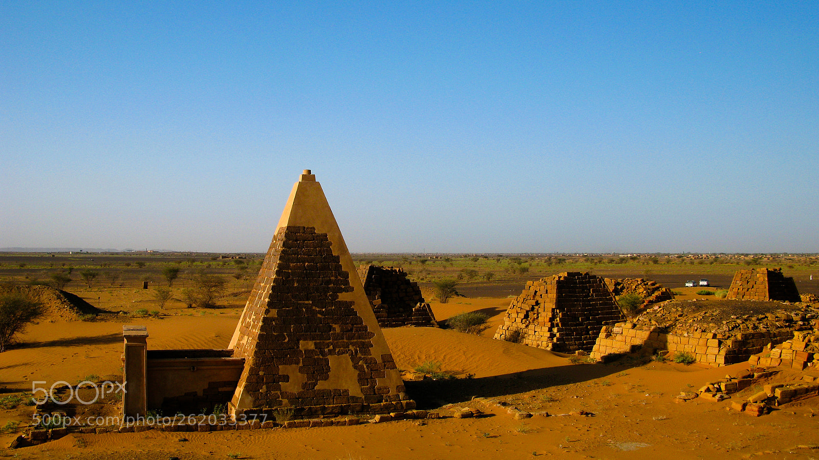 Canon POWERSHOT G9 sample photo. Panorama of meroe pyramids photography