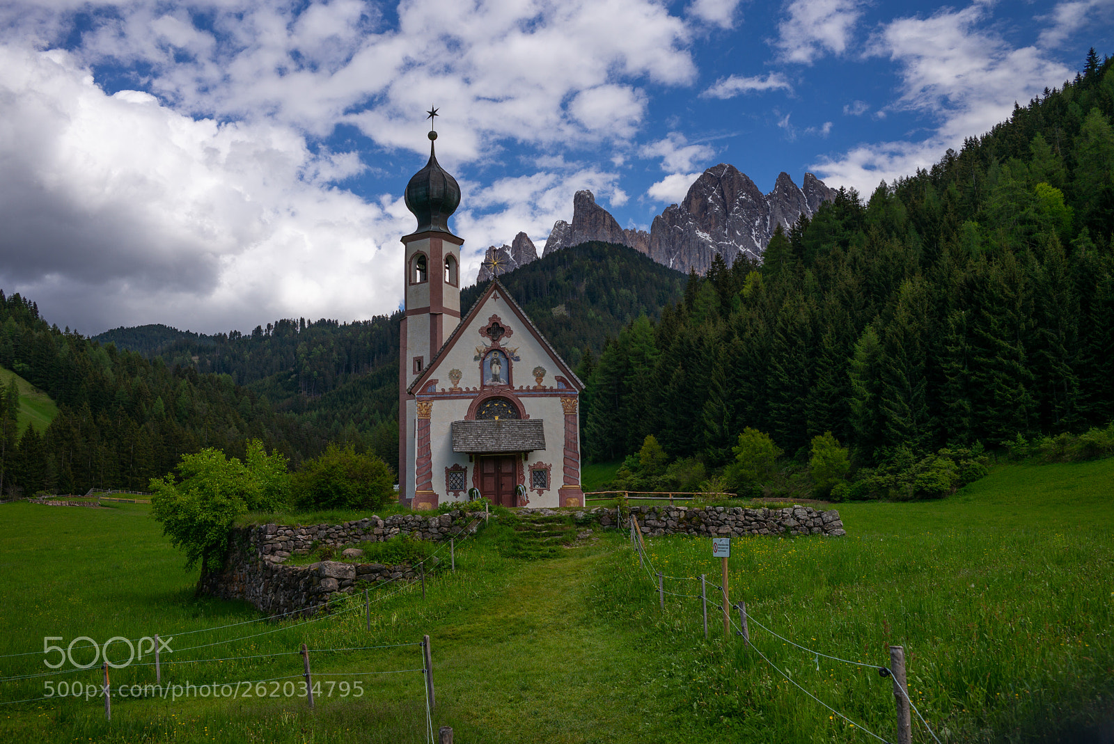 Leica M (Typ 240) sample photo. St johann church in photography