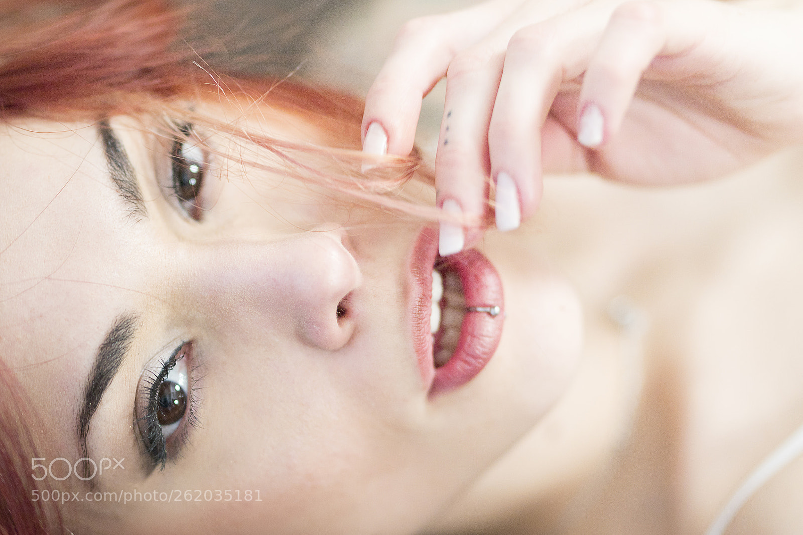 Canon EOS 6D Mark II sample photo. Model: elena bartolini photography