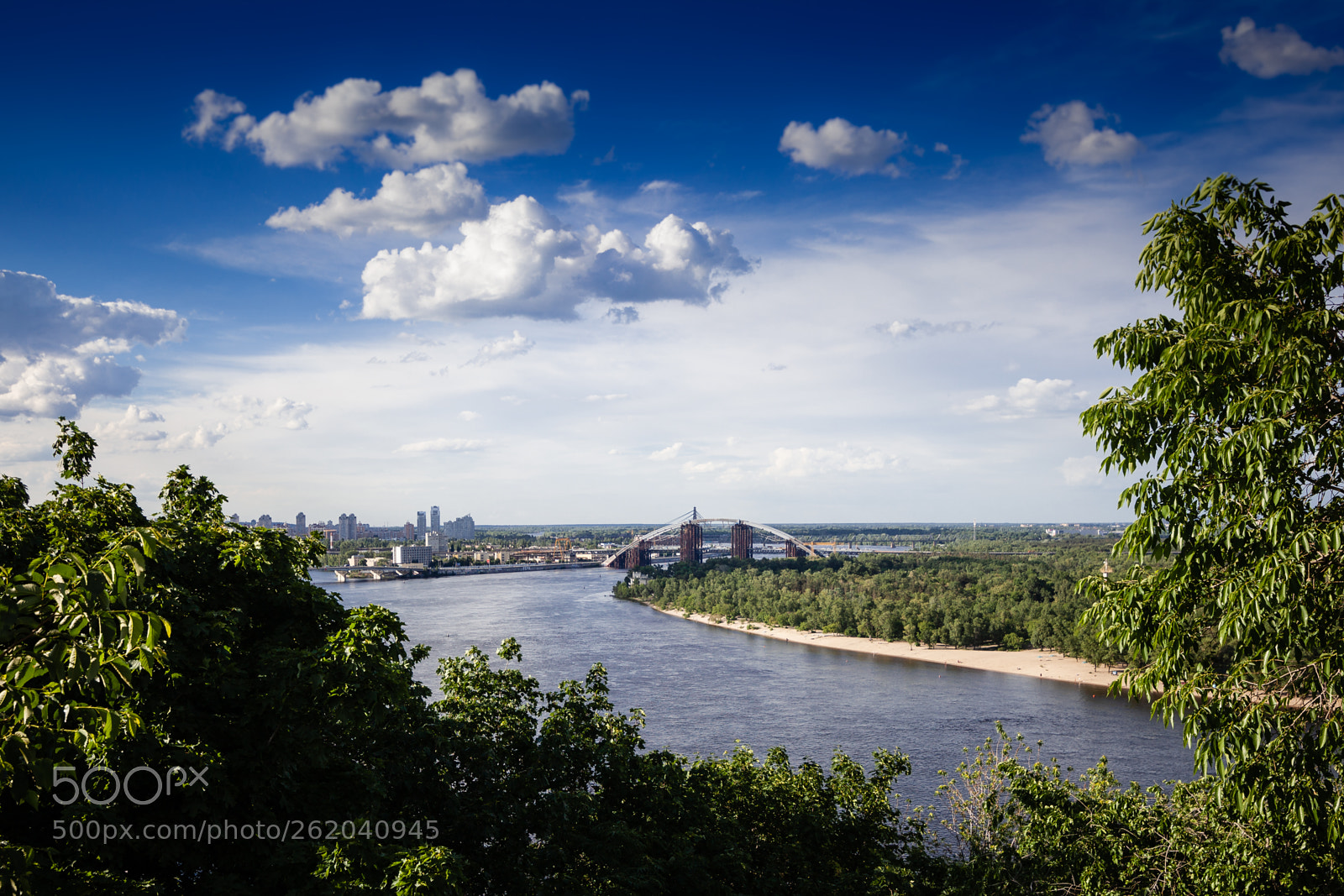 Canon EOS 5D Mark II sample photo. Cityscape in kyiv, ukraine. photography