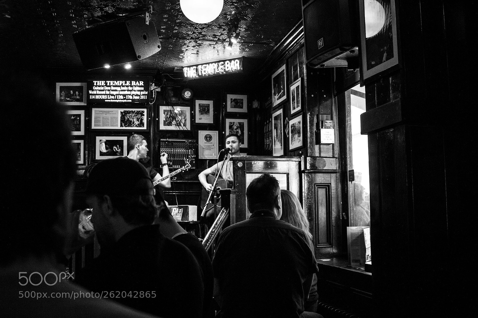 Canon EOS 1200D (EOS Rebel T5 / EOS Kiss X70 / EOS Hi) sample photo. Irish music photography