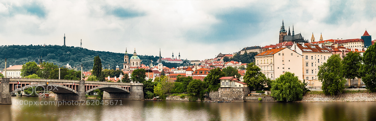 Canon EOS 5D Mark II sample photo. Vltava river and m photography