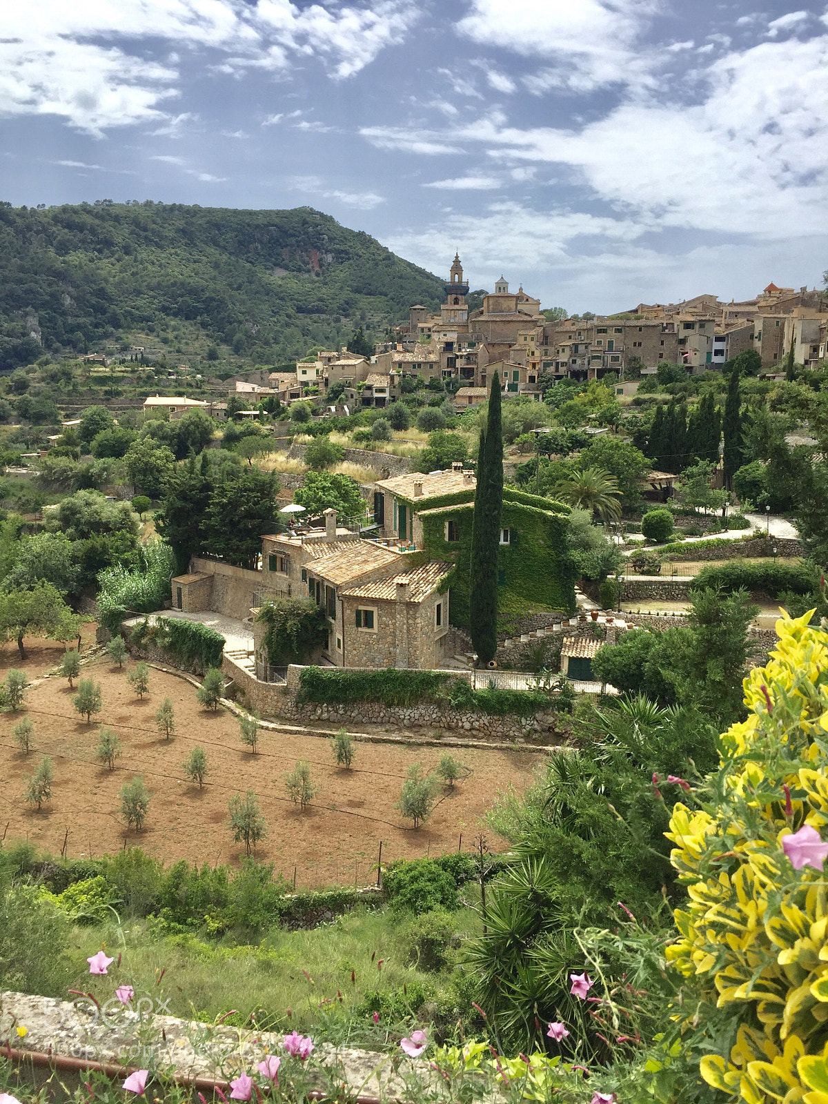 Apple iPhone 6 sample photo. The village of valdemossa photography