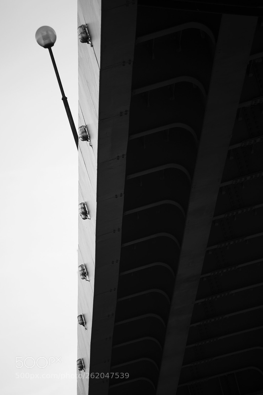 Canon EOS-1D X Mark II sample photo. Streetlight photography