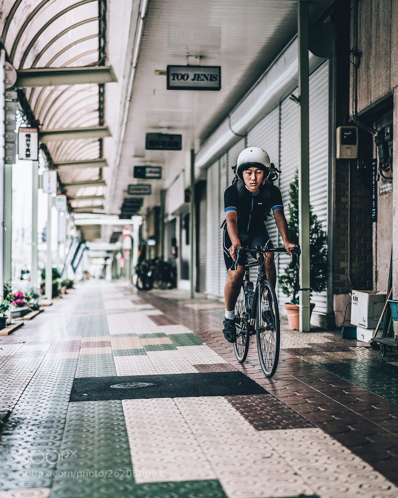 Sony a7R III sample photo. The bicycle which runs photography
