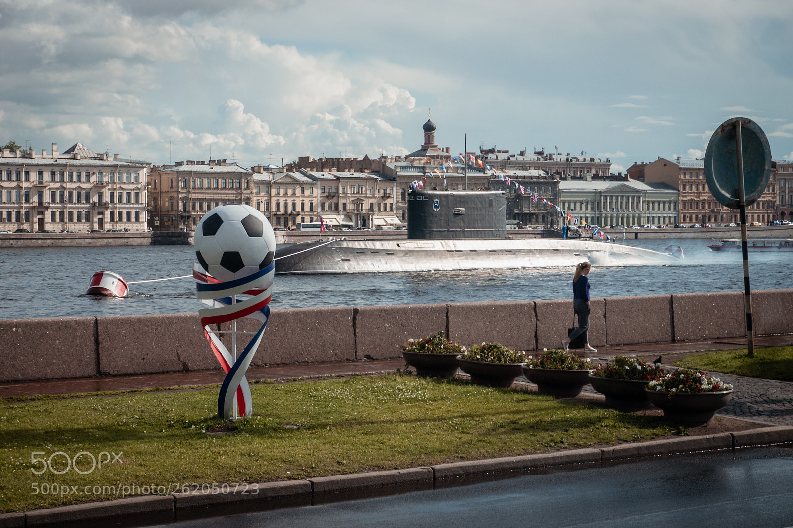 Panasonic Lumix DMC-G6 sample photo. St petersburg prepares for photography
