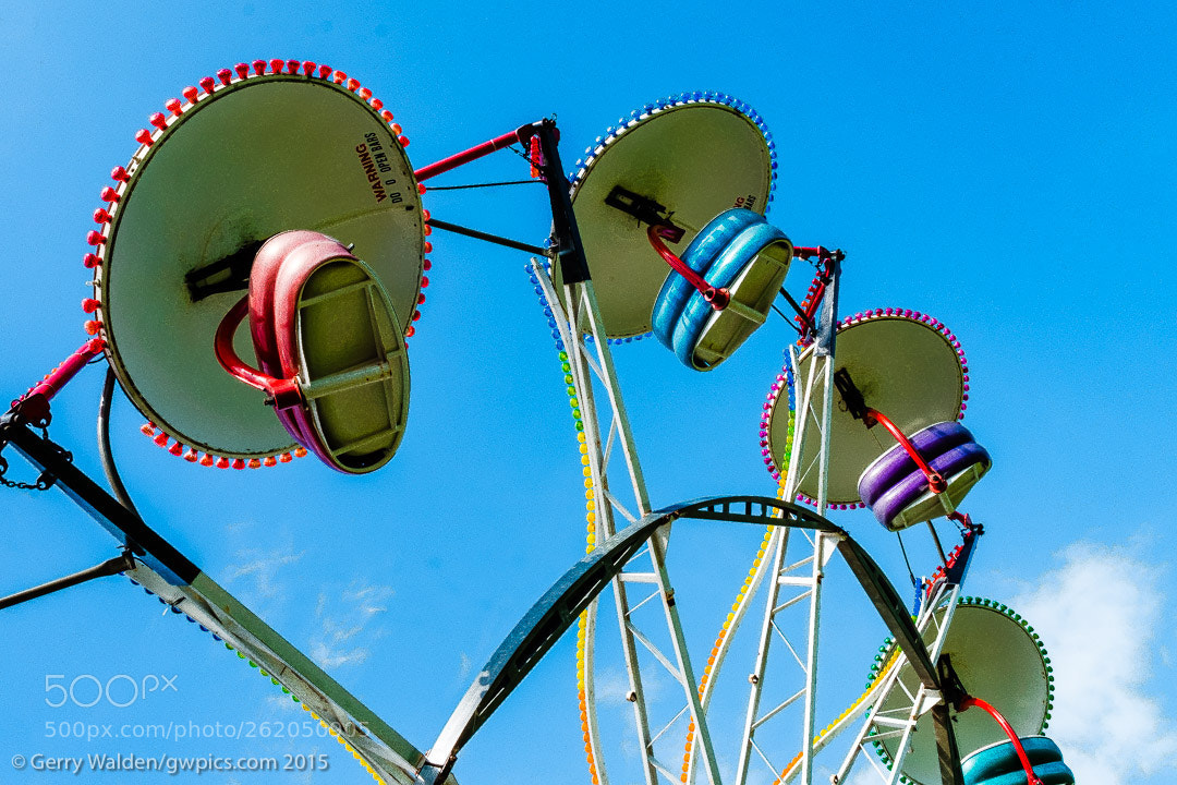 Fujifilm X-Pro1 sample photo. Fairground ride photography