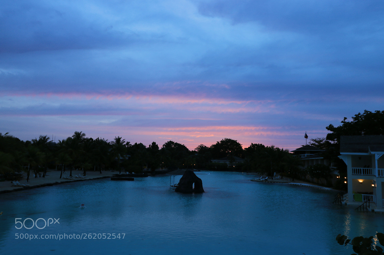 Canon EOS 750D (EOS Rebel T6i / EOS Kiss X8i) sample photo. Sunrise photography