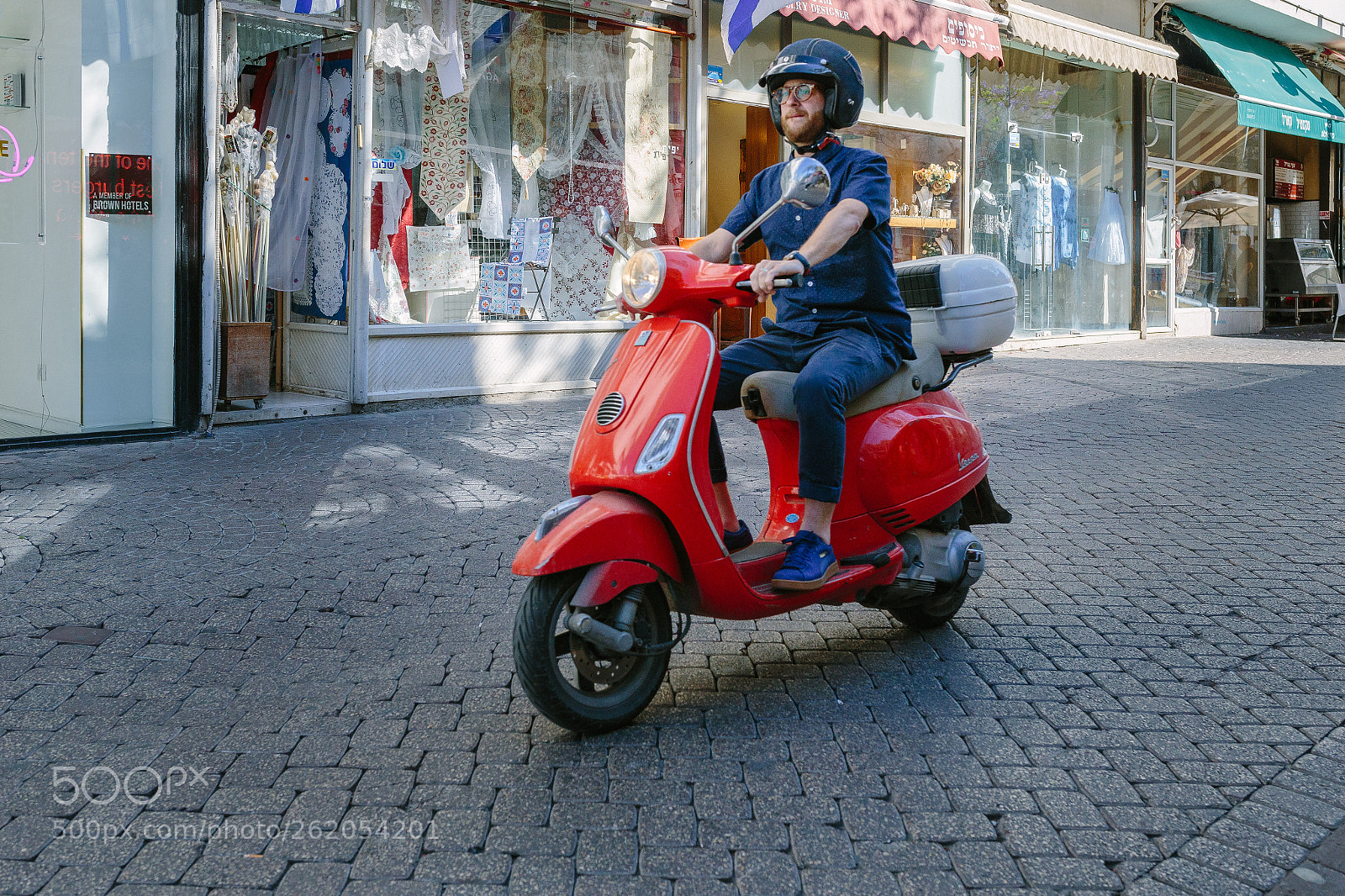 Canon EOS 6D sample photo. Red scooter photography