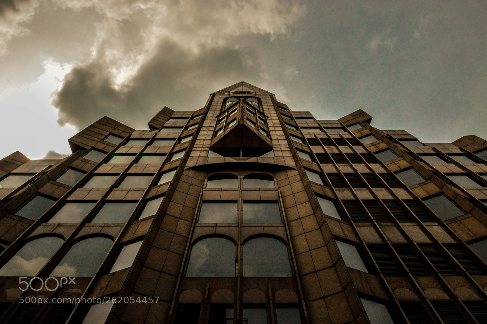 Nikon D3200 sample photo. Huge dark house photography