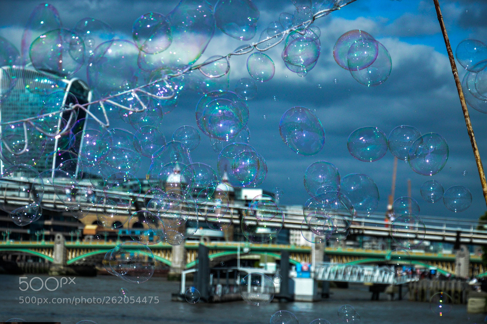 Nikon D3200 sample photo. Bubbles in london photography