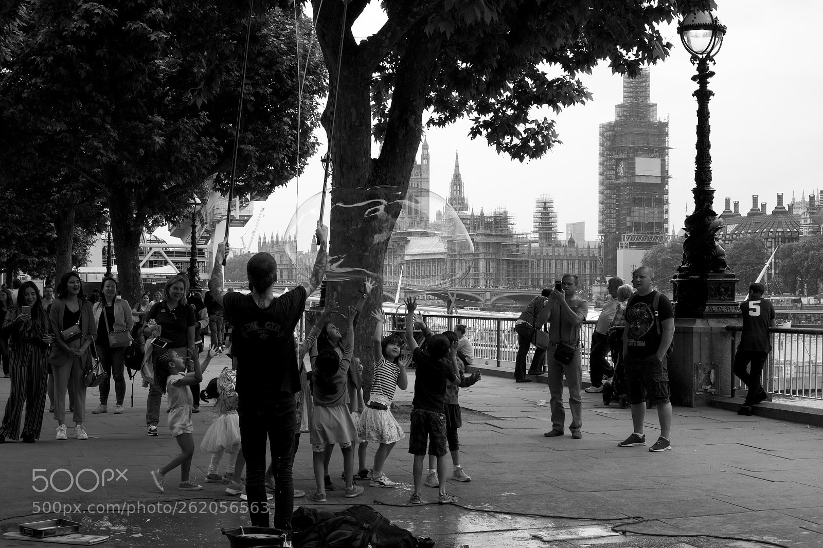 Fujifilm X-T10 sample photo. The bubble maker photography