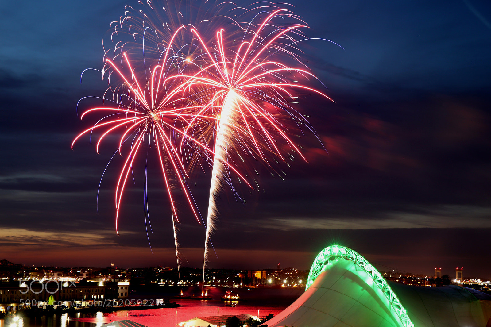Canon EOS 77D (EOS 9000D / EOS 770D) sample photo. Fireworks over boston photography