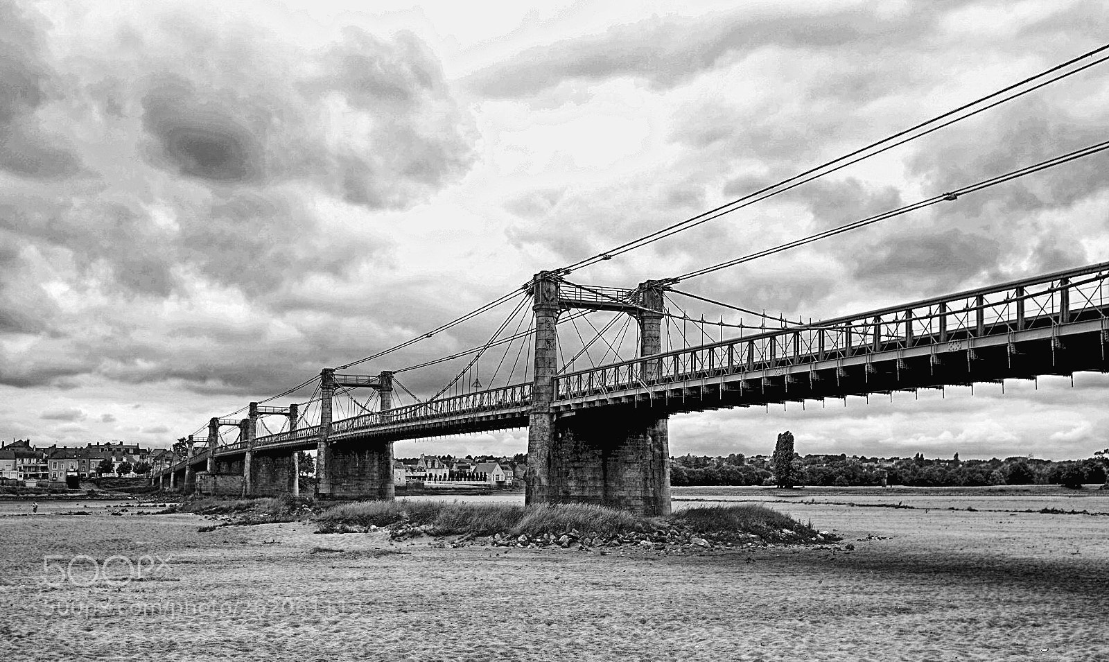 Fujifilm X-Pro2 sample photo. Pont sur la loire. photography