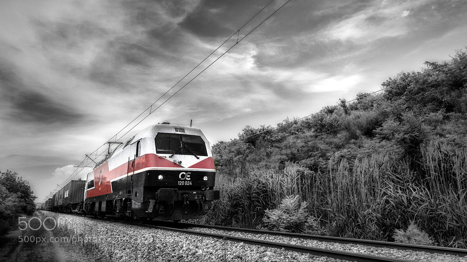 Nikon D7200 sample photo. The evening train photography
