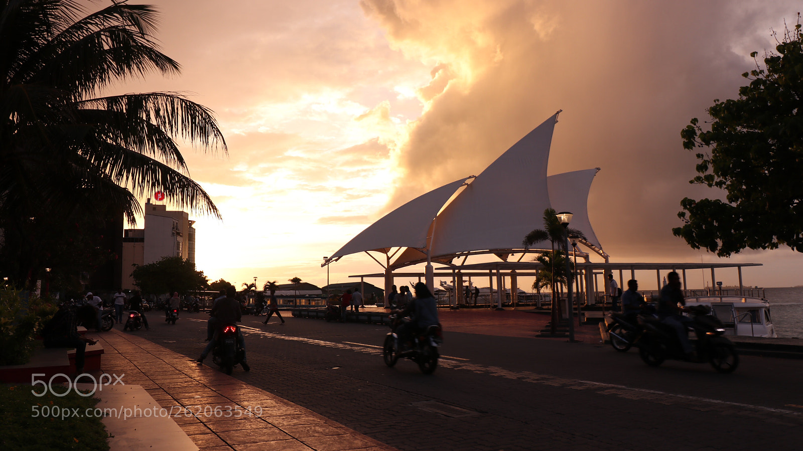 Canon EOS 80D sample photo. Maldives sunset photography