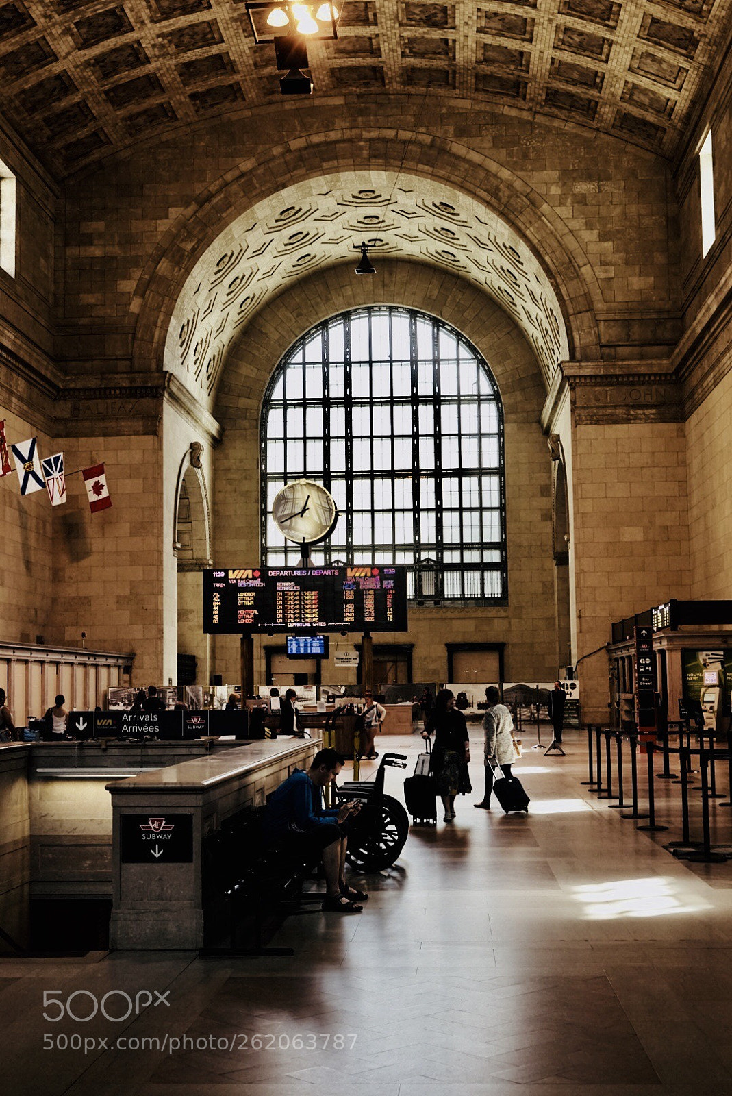 Sony a7 II sample photo. At union station  photography