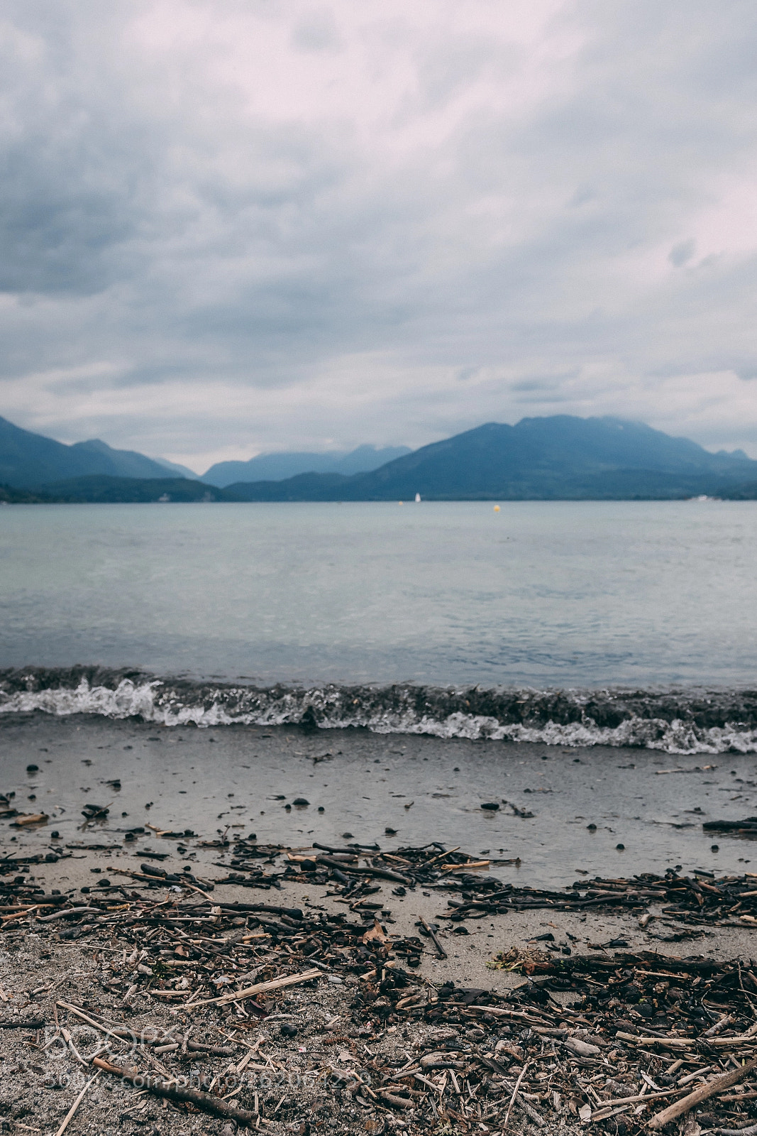 Canon EOS 7D Mark II sample photo. Lake... photography