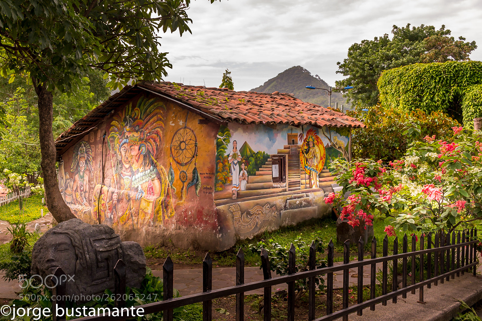 Nikon D7500 sample photo. Casa y verja. photography