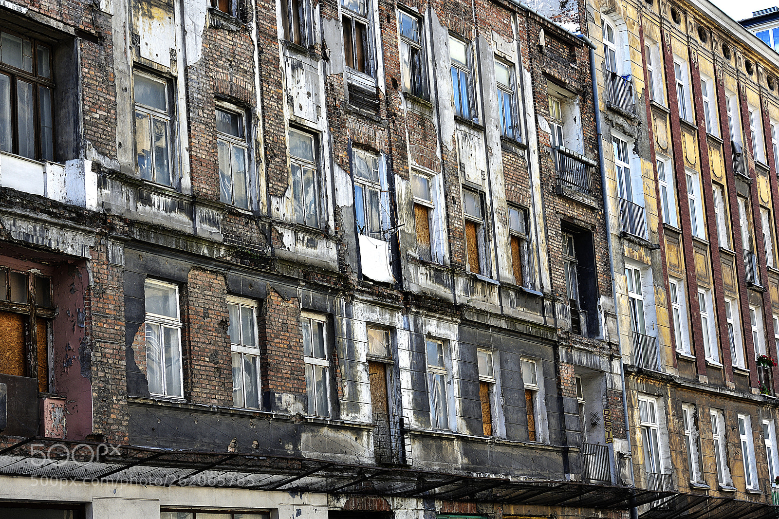 Nikon D3400 sample photo. It's in ruins photography