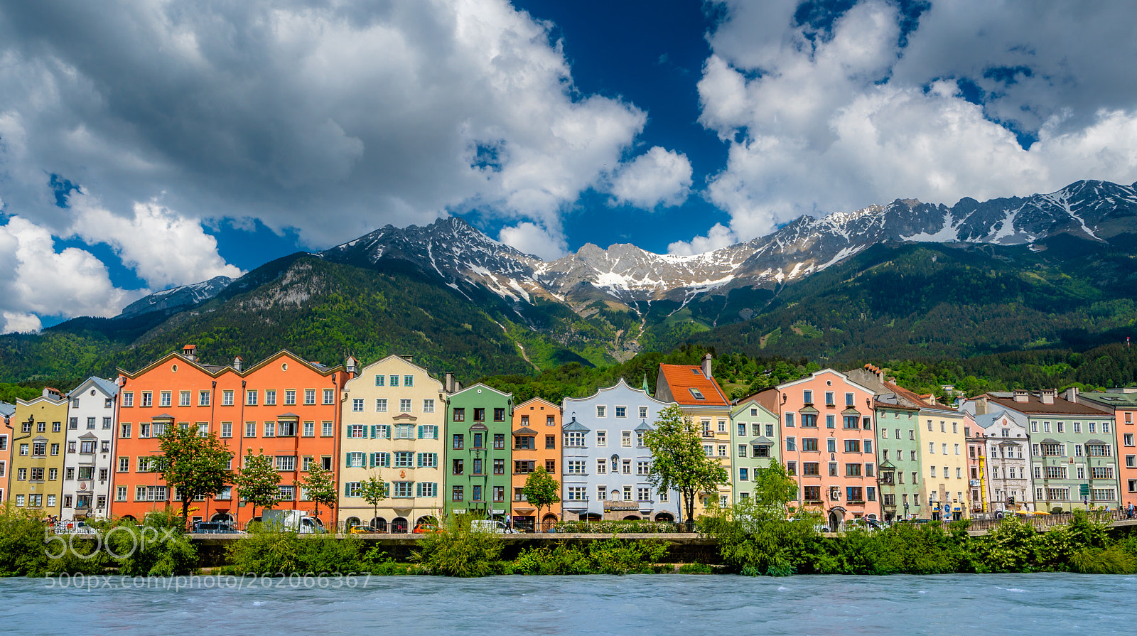 Sony a6500 sample photo. Colored houses photography
