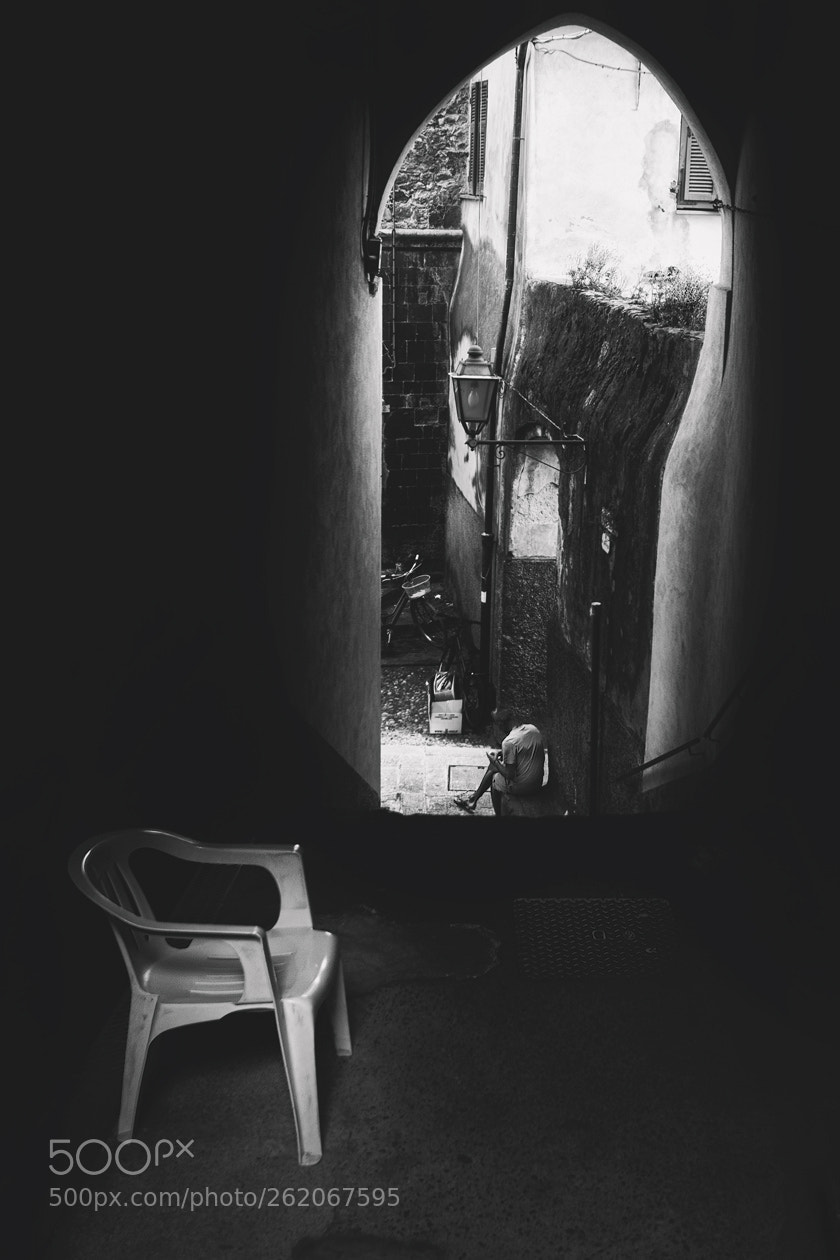 Pentax K-5 sample photo. Chair and arch photography