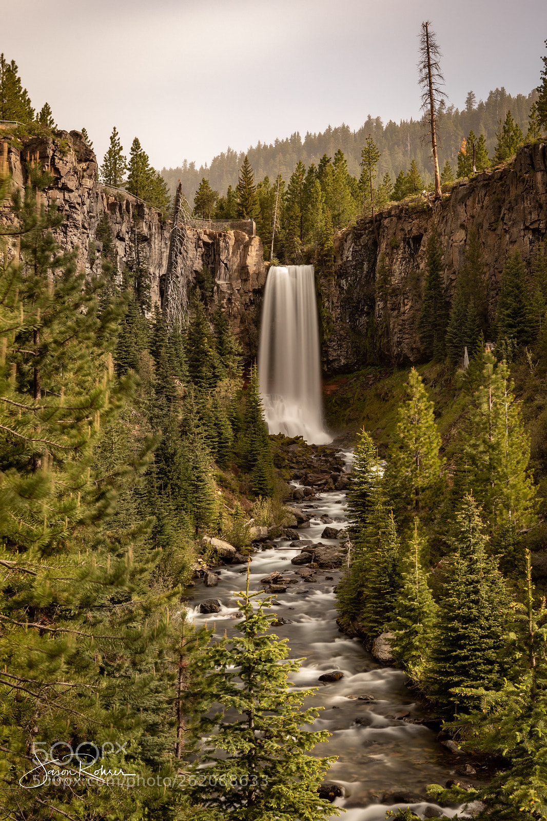 Canon EOS 7D Mark II sample photo. Tumalo falls photography