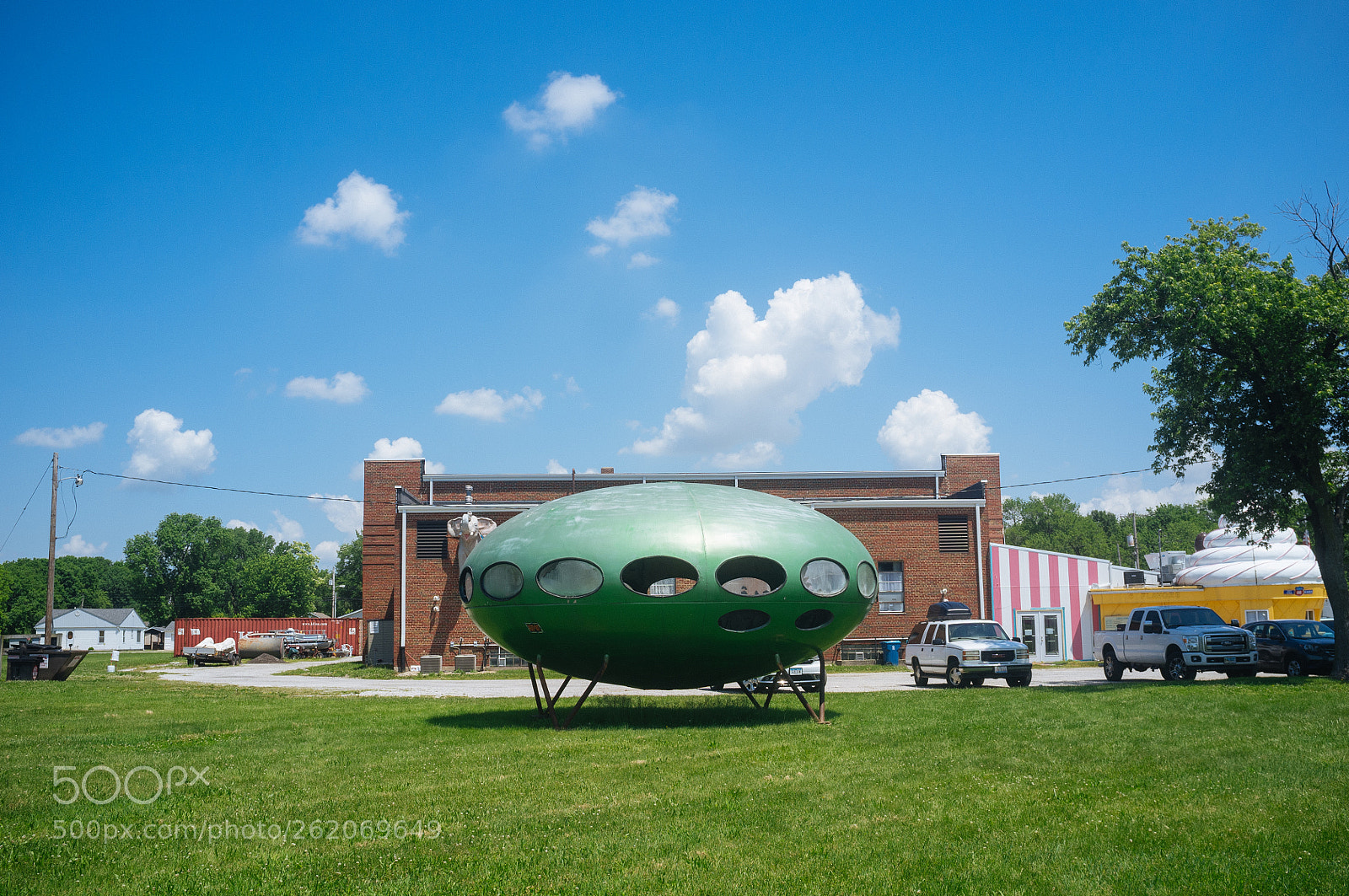 Fujifilm FinePix X100 sample photo. Spaceship photography