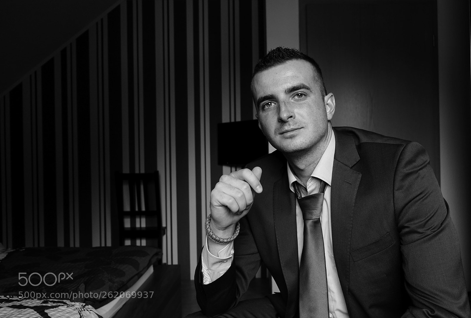 Sony DSC-RX100M5 sample photo. Businessman for one day photography
