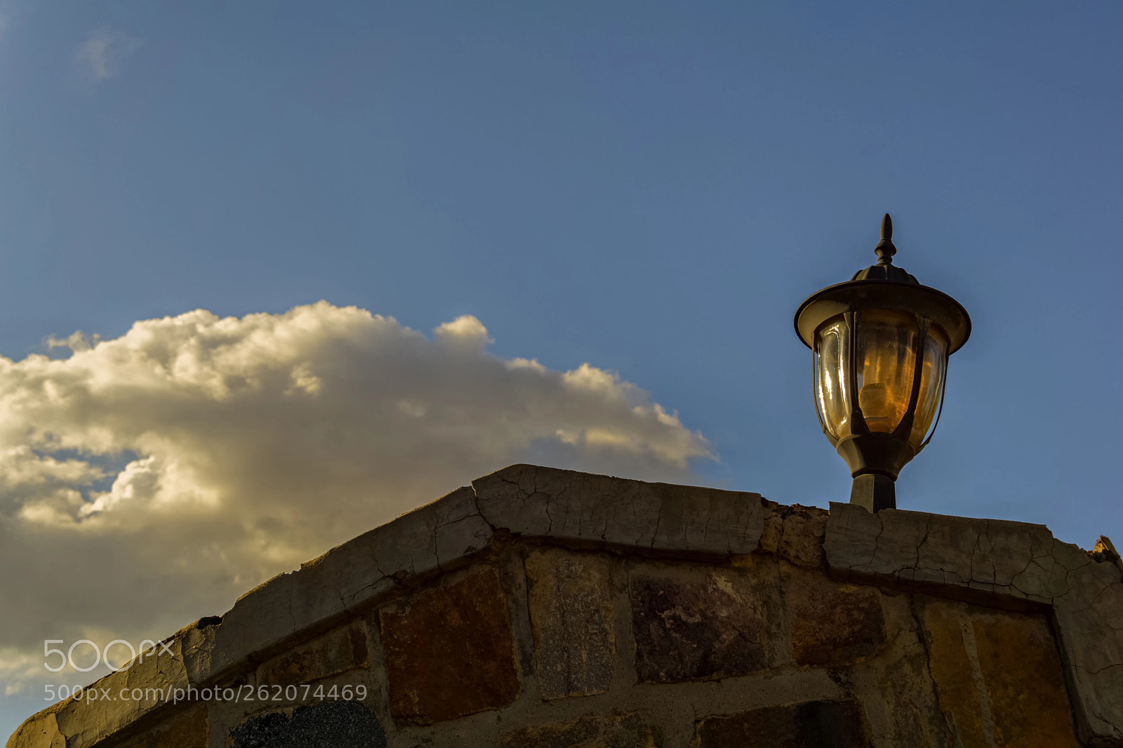 Sony a6000 sample photo. A lamp on an photography