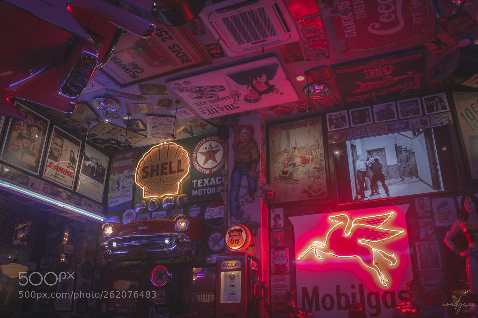 Canon EOS 60D sample photo. Retro vibe photography