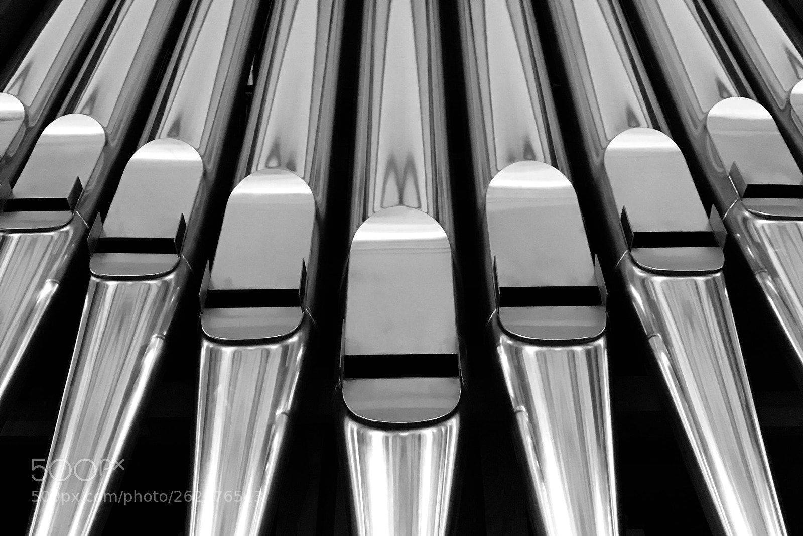 Apple iPhone 7 sample photo. Pipe organ photography